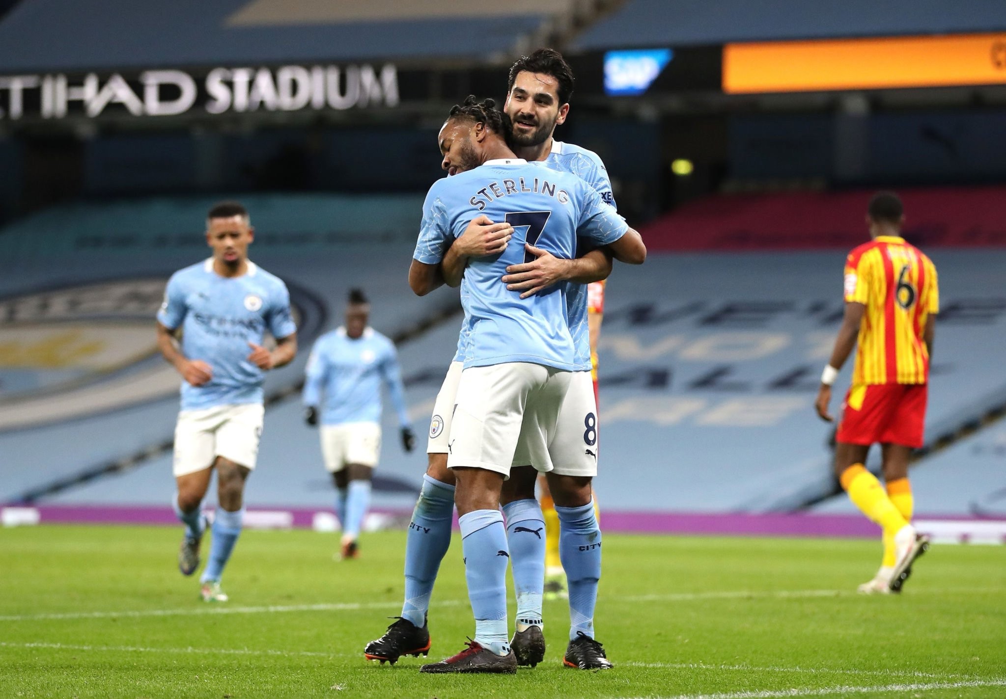 部的竞争者 部的竞争者